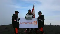 Gapai Mahameru, Tim 7 Summits in 100 Days Sisakan Gunung Cartenz
