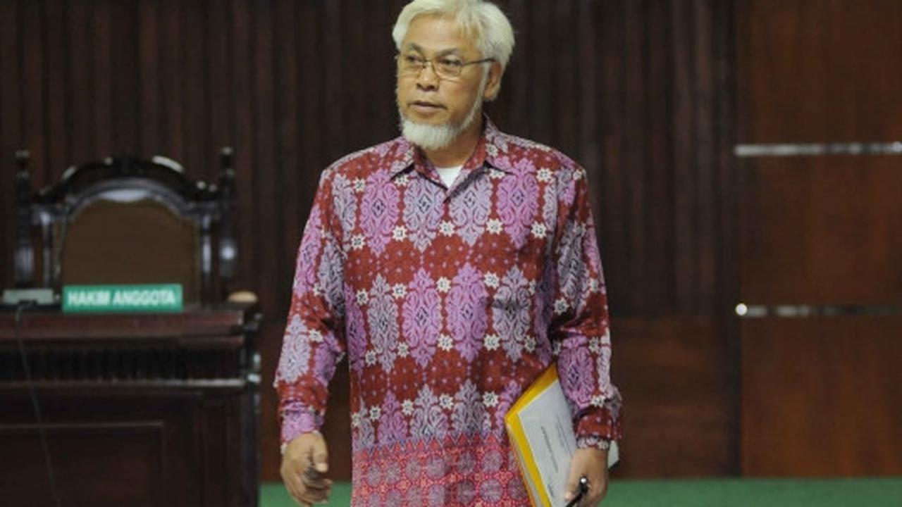 Mantan Bos Pertamina jalani sidang perdana terkait kasus suap