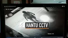 Sebuah penampakan benda misterius menyeramkan terjebak di tempat parkir. Benda tersebut seakan mau keluar dan menunggu pintu dibuka.
