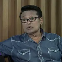 Meskipun sudah menginjak usia 73 tahun, Koes Hendratmo masih tetap produktif dalam berkarya. Tidak mau terlalu lama beristirahat, Koes akan mengeluarkan album dan masih mengajar di Koes Hendratmo Singing Clinic & MC.