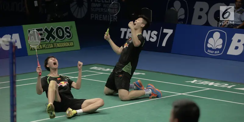 Li Junhui / Liu Yuchen Juara Ganda Putra