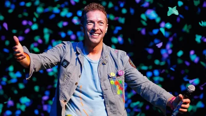 [Bintang] Ulang Tahun Hari Ini: Chris Martin dan 3 Musisi Lainnya