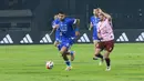 Persib Bandung menghajar Persik Kediri di laga pekan ke-25 BRI Super League 2025/2026 di Stadion Gelora Bandung Lautan Api, Soreang, Senin (09/03/2026) malam WIB. (Bola.com/Erwin Snaz)