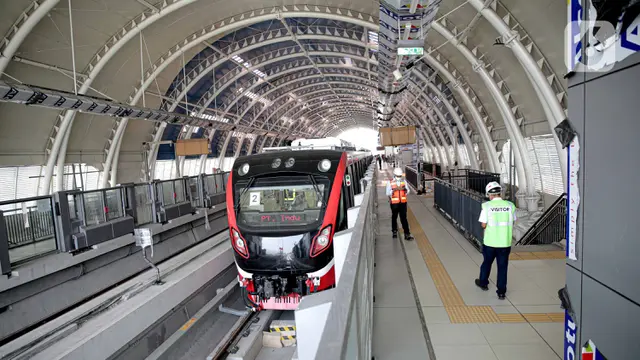 Melihat Kesiapan Stasiun LRT TMII