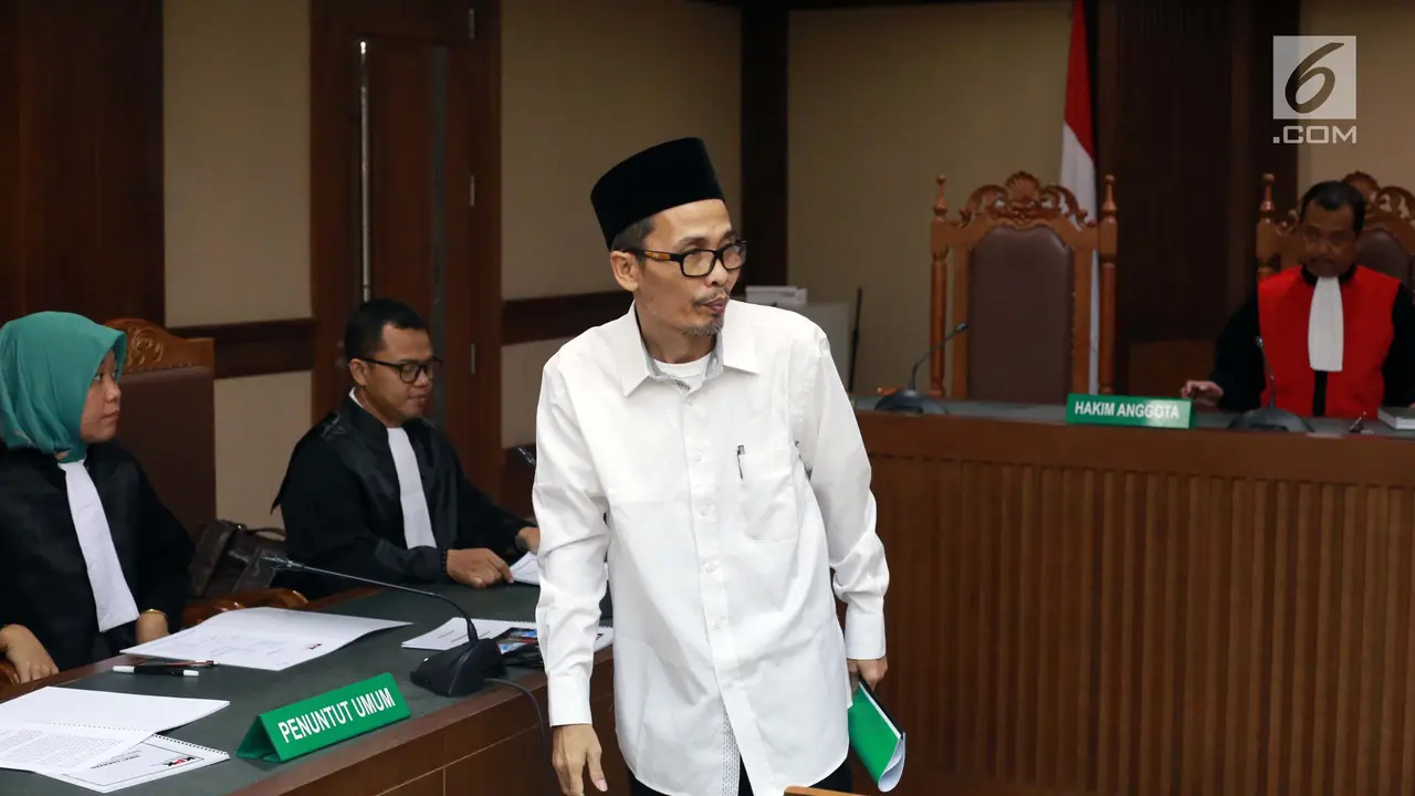 Tersangkut Kasus Rommy, Kakanwil Kemenag Gresik Jalani Sidang Dakwaan