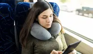 Leher Sering Kaku Setelah Perjalanan Jauh? Ini Rekomendasi Bantal Leher Travel yang Nyaman