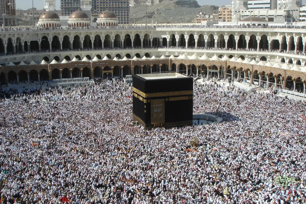 Arah Kiblat Bergeser, Kenali Kabah Arah Shalat Umat Muslim