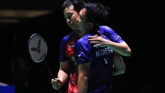 Ganda putra Indonesia Mohammad Ahsan/Hendra Setiawan saat tampil di Kejuaraan Dunia Bulutangkis 2022