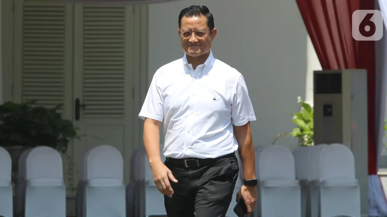 Tiba di Istana, Tiga Wajah Baru Calon Menteri Jokowi Lambaikan Tangan