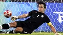 Serbia's Vladimir Stojkovic blocks a penalty shot during their 2008 Beijing Olympic Games men's first round Group A match against Argentina at the Worker's Stadium on August 13, 2008. Argentina won 2-0. AFP PHOTO/PEDRO UGARTE