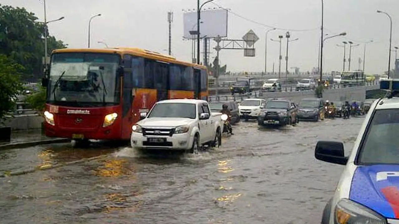 banjir-untar-140121a.jpg
