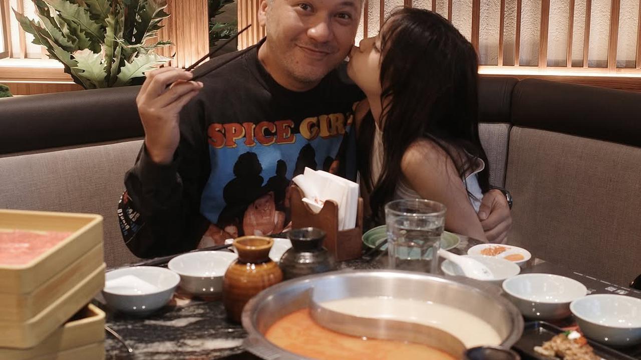 Potret Gading Marten Habiskan Weekend Bareng Gisel dan Gempi, Kekompakannya Dipuji Netizen