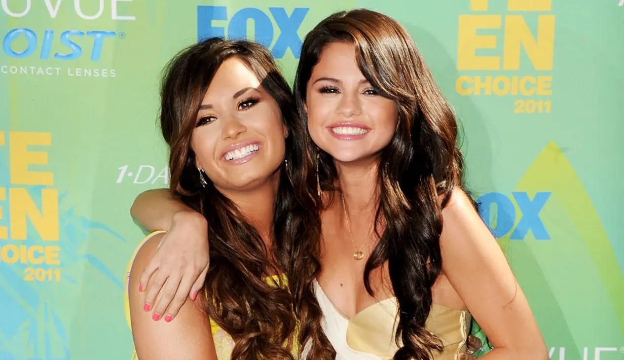 Pelantun lagu Wolves tersebut merasa marah atas apa yang menimpa Demi Lovato. (Creative Disc)