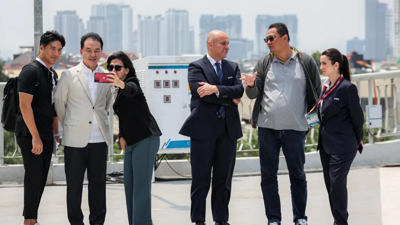 Acara itu dihadiri oleh Presiden Direktur Hyundai, Woojune Cha, COO Hyundai Motors Indonesia, Franciscus Soerjopranoto, Direktur Kompetisi Usia Muda FIFA, Roberto Grassi serta Wakil ketua umum PSSI, Ratu Tisha Destria.