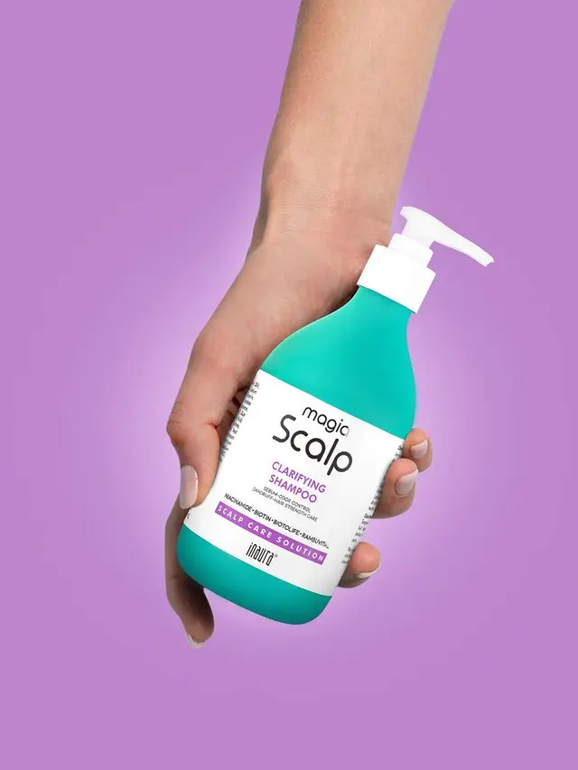 Atasi Ketombe dan Rambut Rontok Dimulai dari Merawat Kulit Kepala, Begini Rutinitas Keramas yang Disarankan