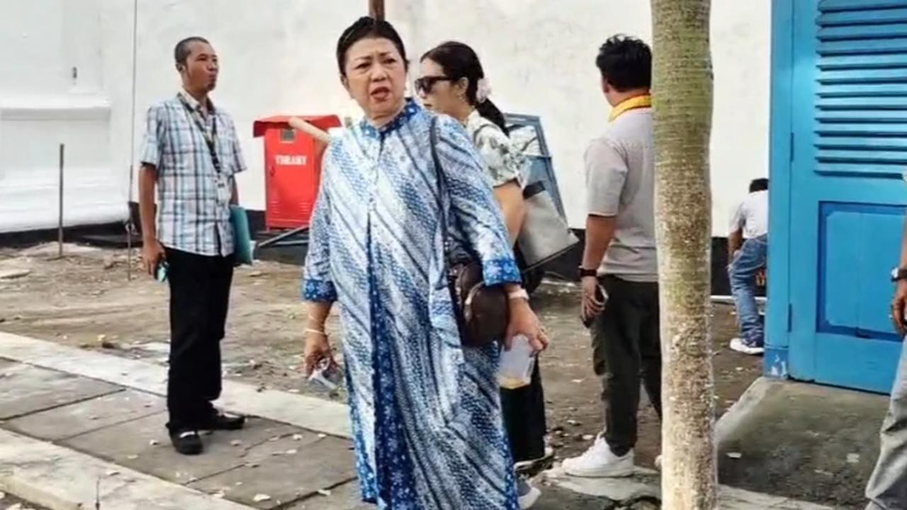 Jelang Persemian Panggung Sanggabuwana, Sejumlah Pintu Keraton Masih Digembok