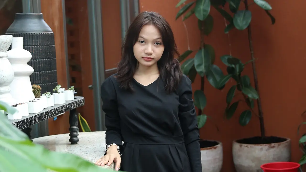 wanita mei yang sulit didekati