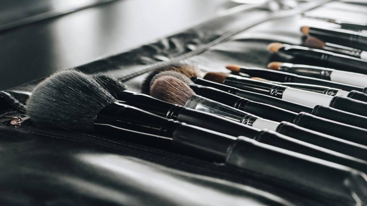 Rekomendasi Makeup Brush Terbaik untuk Hasil Riasan Flawless Selama Ramadan