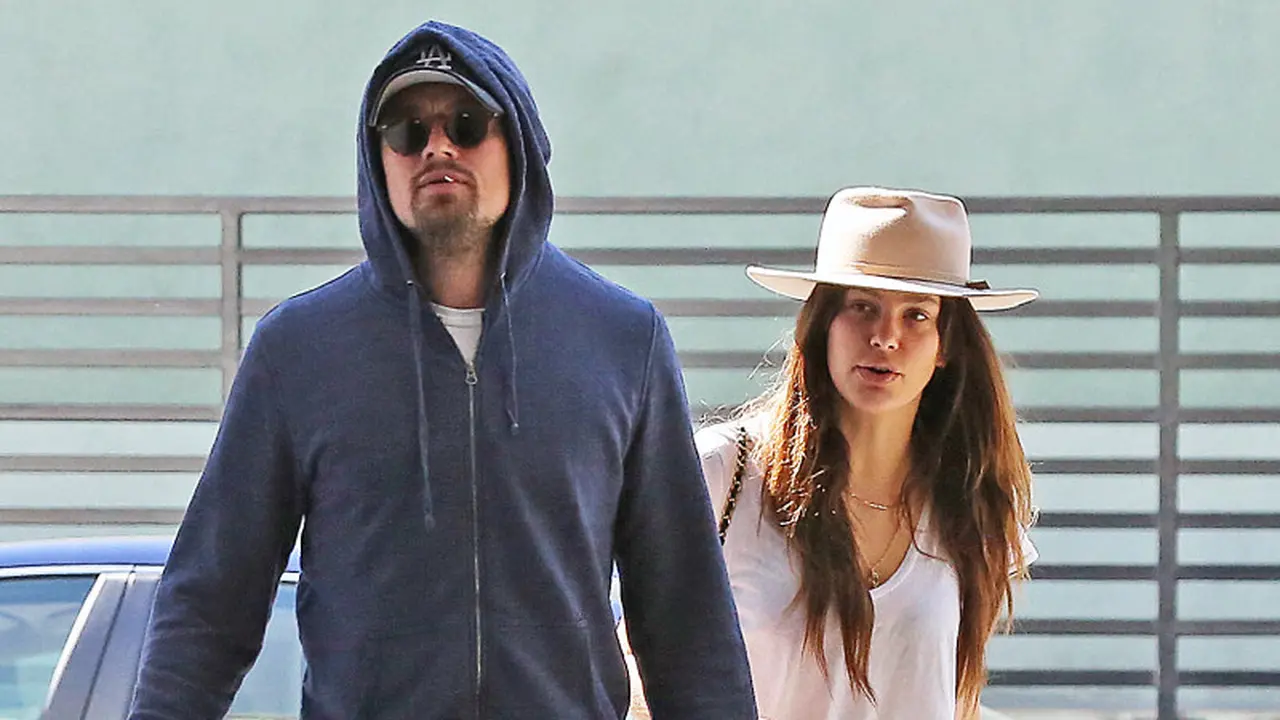 [Bintang] Leonardo DiCaprio - Camila Morrone