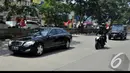 Jokowi menaiki mobil mercedez benz berwarna hitam diikuti oleh Paspampres dengan mengendarai motor, Jakarta, Sabtu (23/8/2014) (Liputan6.com/Miftahul Hayat) 