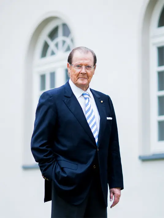 Kepergian Roger pertama kali diumumkan oleh pihak keluarga lewat akun Twitter resmi miliknya. Keluarga menyampaikan bahwa Roger telah pergi untuk selamanya dan ia pun sangat merasakan kehilangan atas kepergian Roger. (APexchange/Bintang.com)