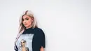 Kylie Jenner yang memakai kaus Kylie Jenner. Bagaimana menurutmu tentang keseksiannya? (instagram/kyliejenner)