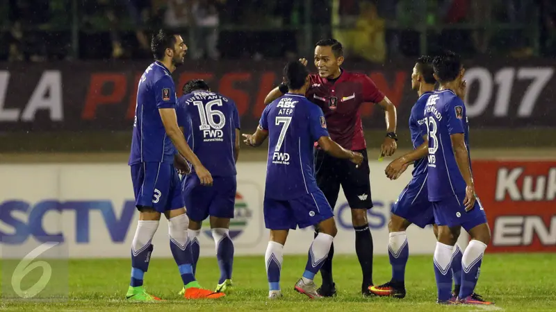 Persib saat mengalahkan Mitra Kukar