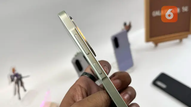 Samsung Galaxy A36 5G (Liputan6.com/Reanthonio Oktovier Sinanu)