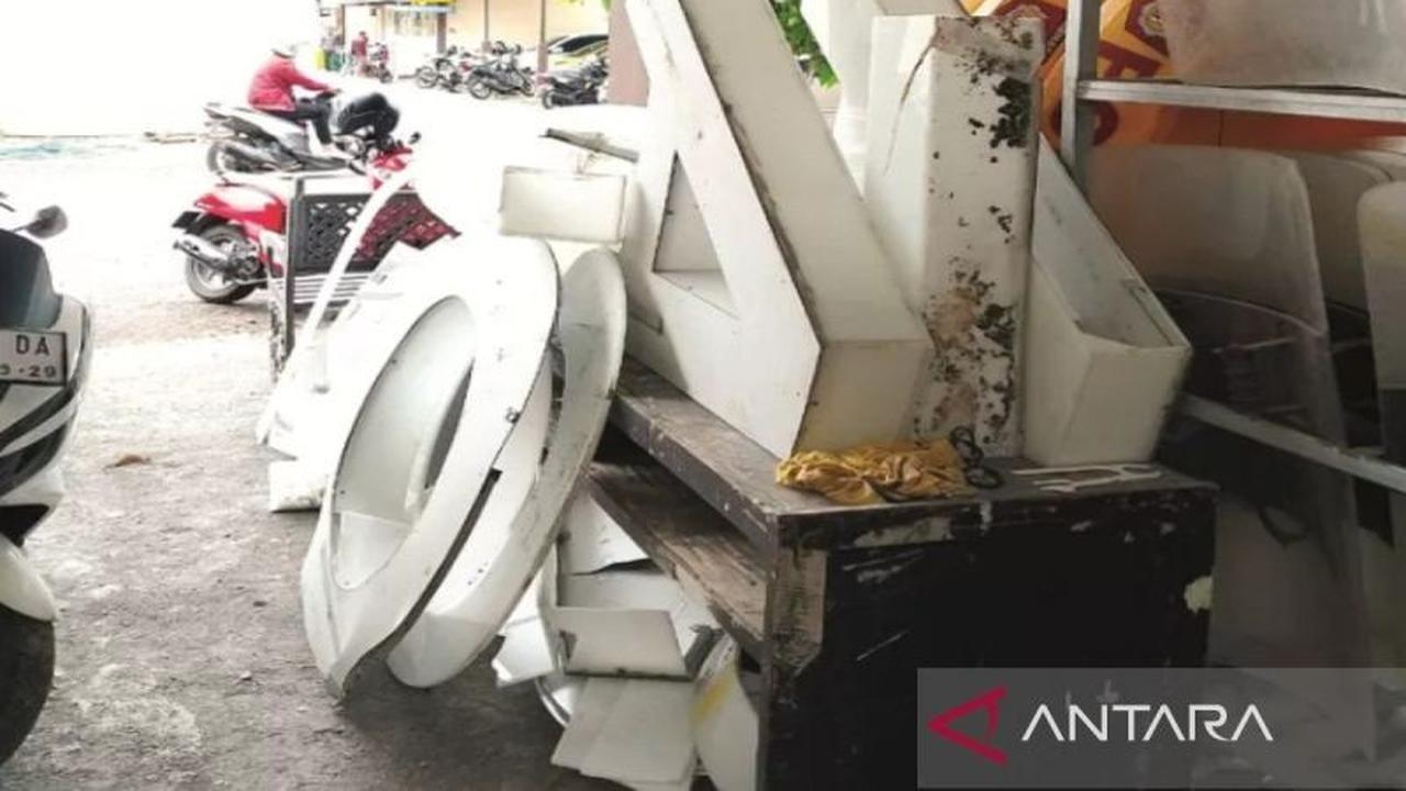 Polres Sampang Tangkap Tiga Pelaku Perusakan Alun-Alun Trunojoyo Sampang Saat Unjuk Rasa Pilkades