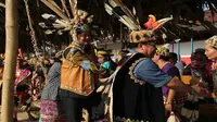 Ada Trie Utami dan Pemecahan Rekor MURI di Festival Hudoq 2018