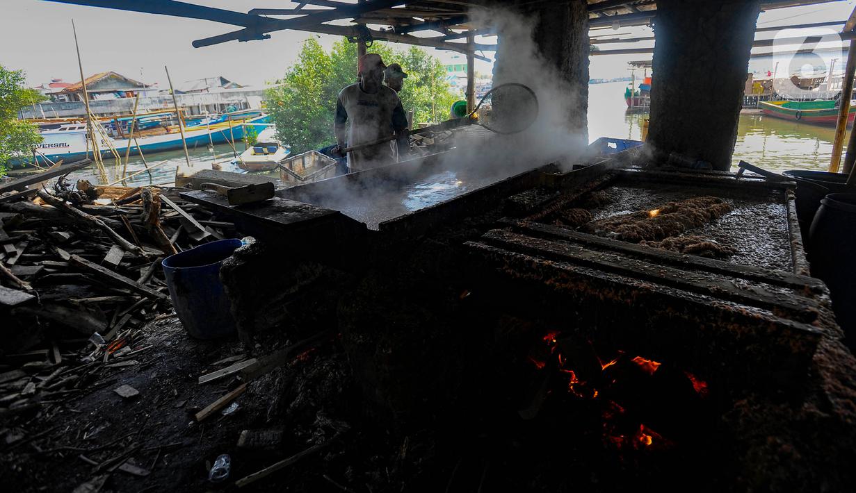 Rebon tersebut dijual dengan harga Rp 18 ribu hingga Rp 25 ribu per kilogram. (merdeka.com/Arie Basuki)