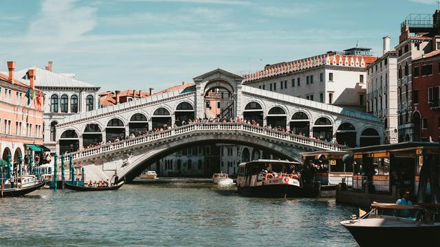 Rialto Bridge
