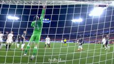 David De Gea tampil gemilang saat Manchester United menghadapi Sevilla di 16 besar Liga Champions. This video is presented by Ballball.