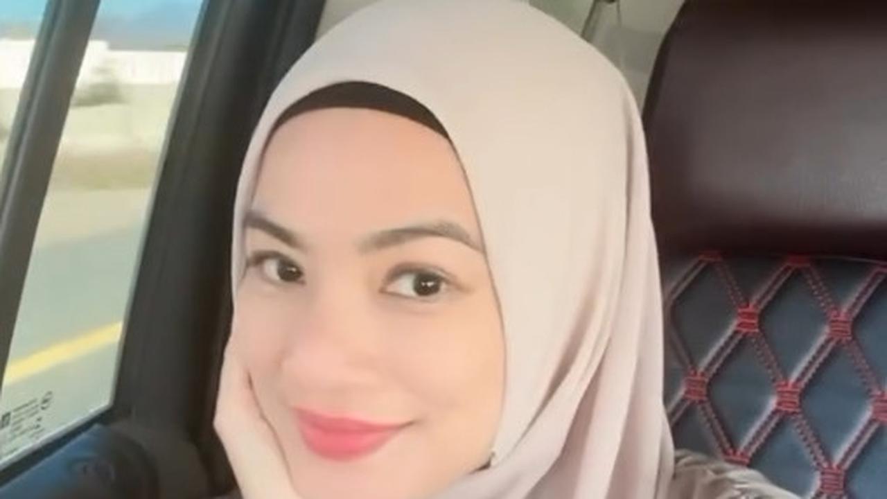 Cantik Berhijab