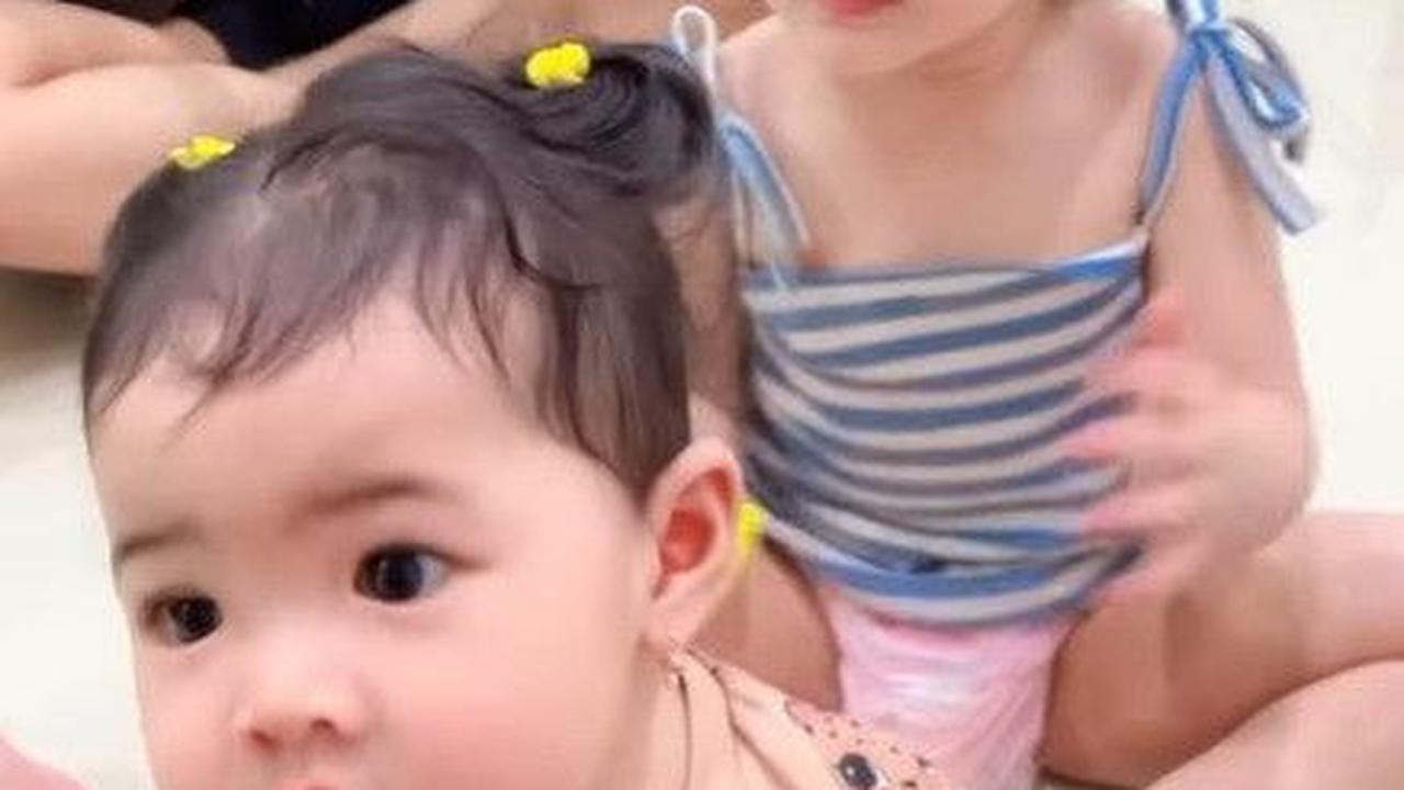 8 Potret Gendhis & Kenes Anak Nella Kharisma yang Kini Sudah Sama-sama Gede, Duo Gemoy yang Disukai Netizen