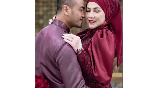 Dikenal Pasangan Bucin, Ini 6 Potret Kenangan Mesra Venna Melinda dan Ferry Irawan