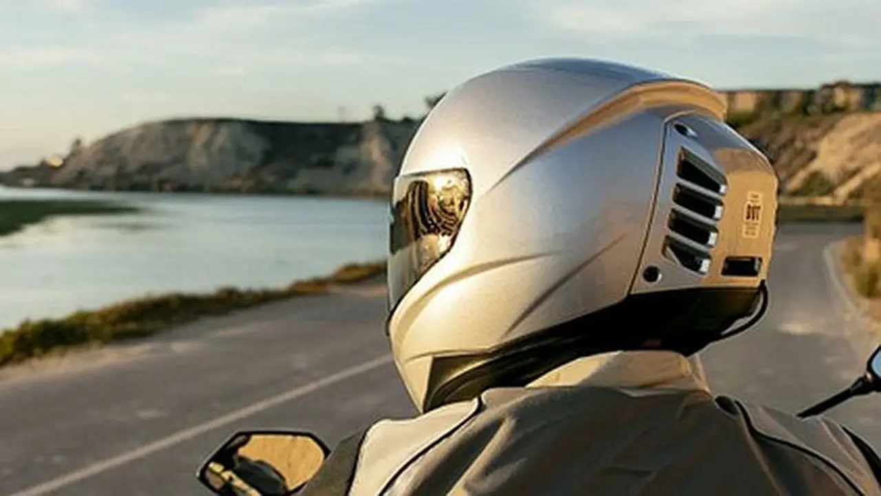 Helm Feher ACH-1