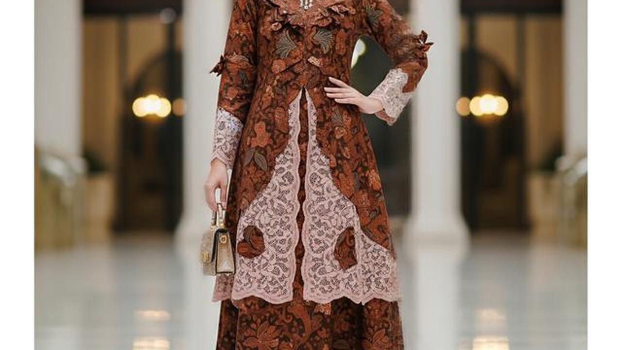 Gamis A-Line Batik Brokat warna Rich Rown