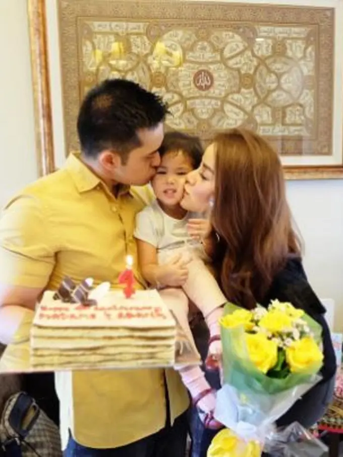 Olla Ramlan dan Aufar Hutapea