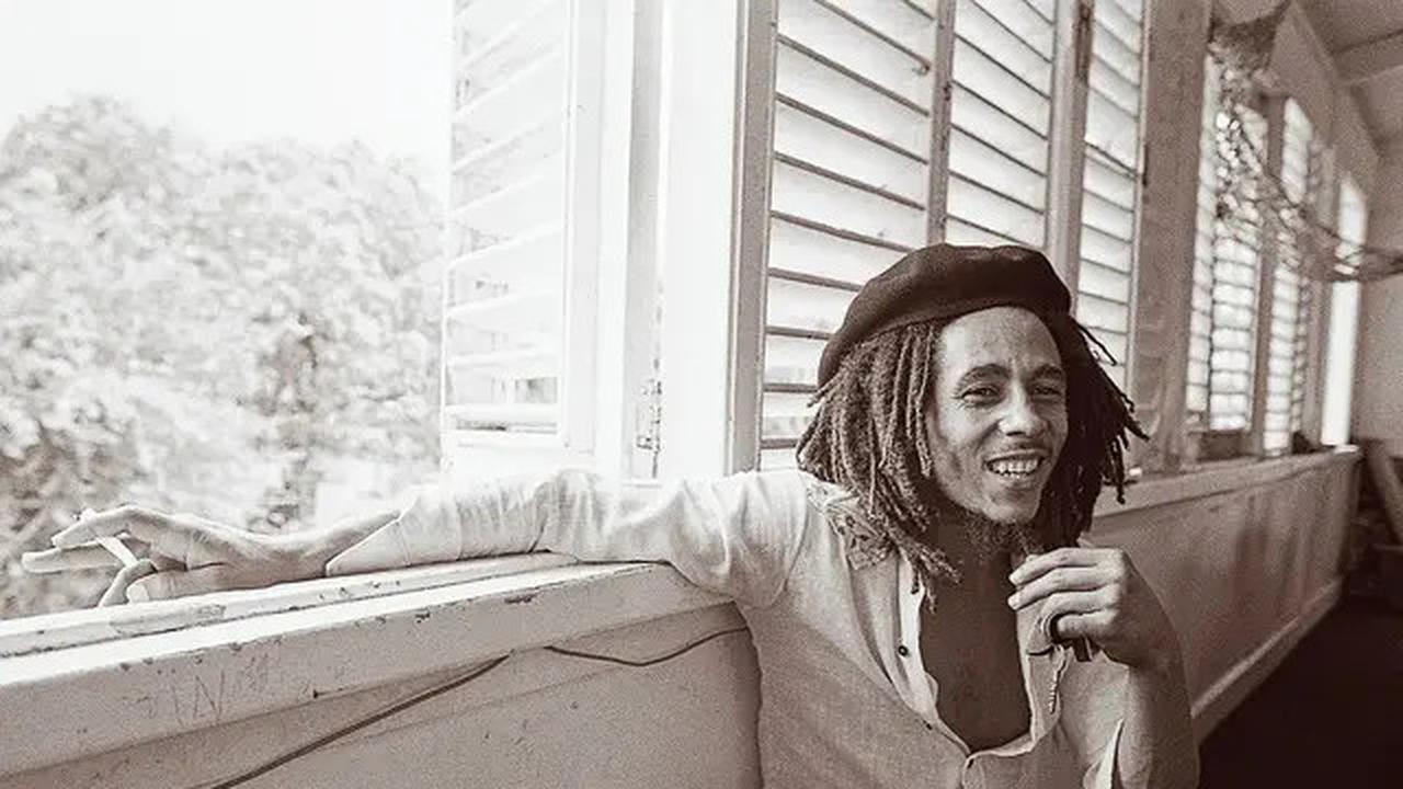 9 Fakta Mengejutkan Bob Marley, Musisi Reggae yang Pernah Bekerja di Pabrik