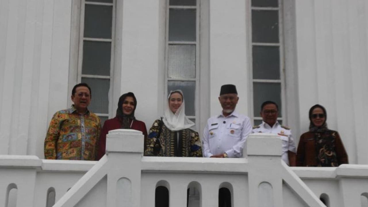 Menteri Pariwisata Puji Nilai Historis Bukittinggi dan Jam Gadang, Dorong Potensi Global