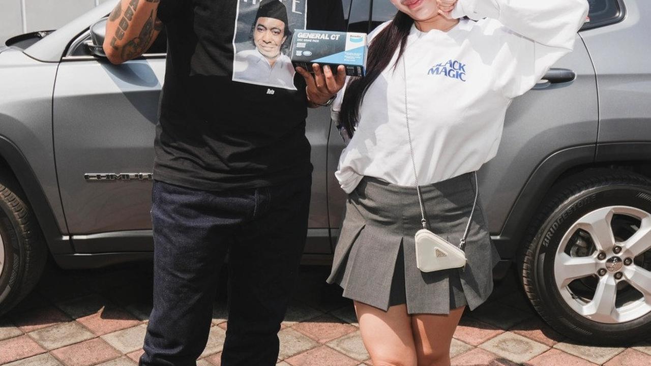 Cupi Cupita mengaku masih bingung apakah ia dan Gofar Hilman benar-benar cocok, namun ia tetap bersyukur atas kebersamaan mereka sejauh ini. Ia berharap yang terbaik untuk masa depan hubungan mereka.<br><br>