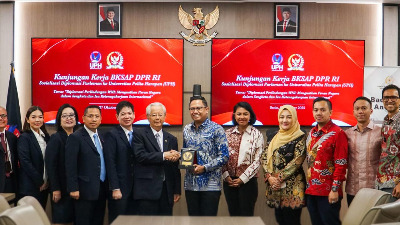 Terima Kunjungan BKSAP DPR RI, Pimpinan dan Guru Besar UPH Bahas Diplomasi Perlindungan bagi Pekerja Migran Indonesia
