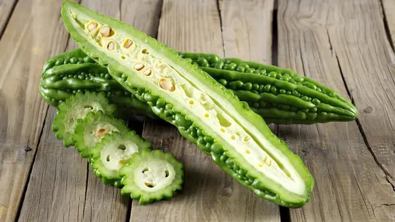 Hilangkan Rasa Pahit pada Pare Tanpa Garam, Cukup Pakai Satu Bahan Dapur Ini!