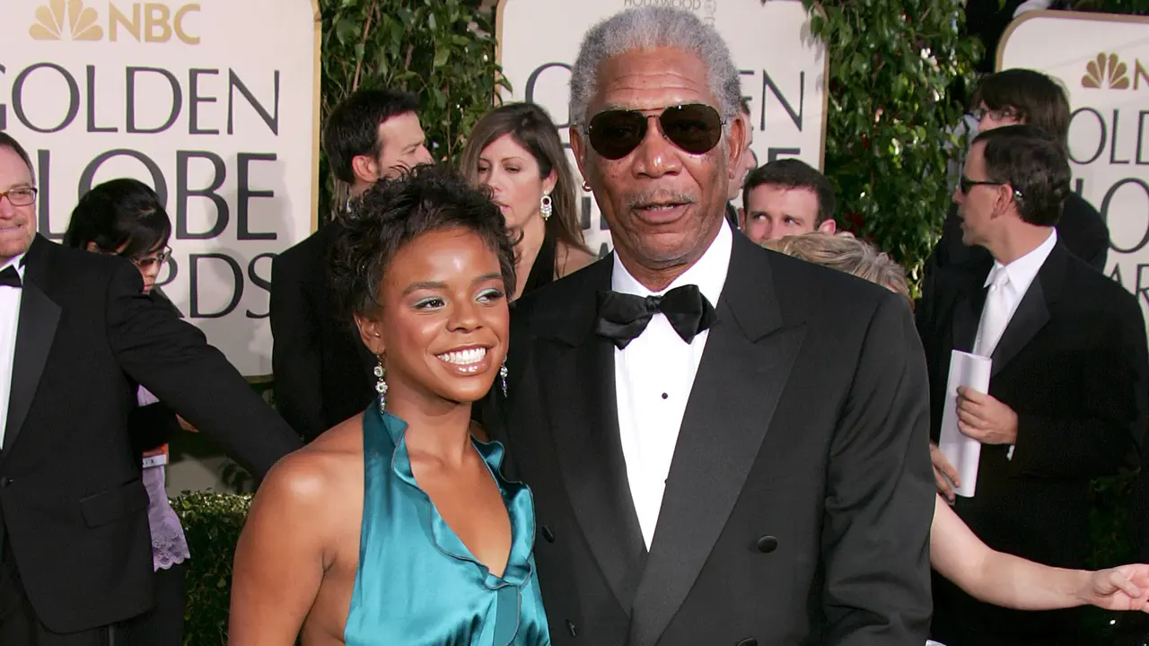 [Bintang] Morgan Freeman dan E'Dena Hines
