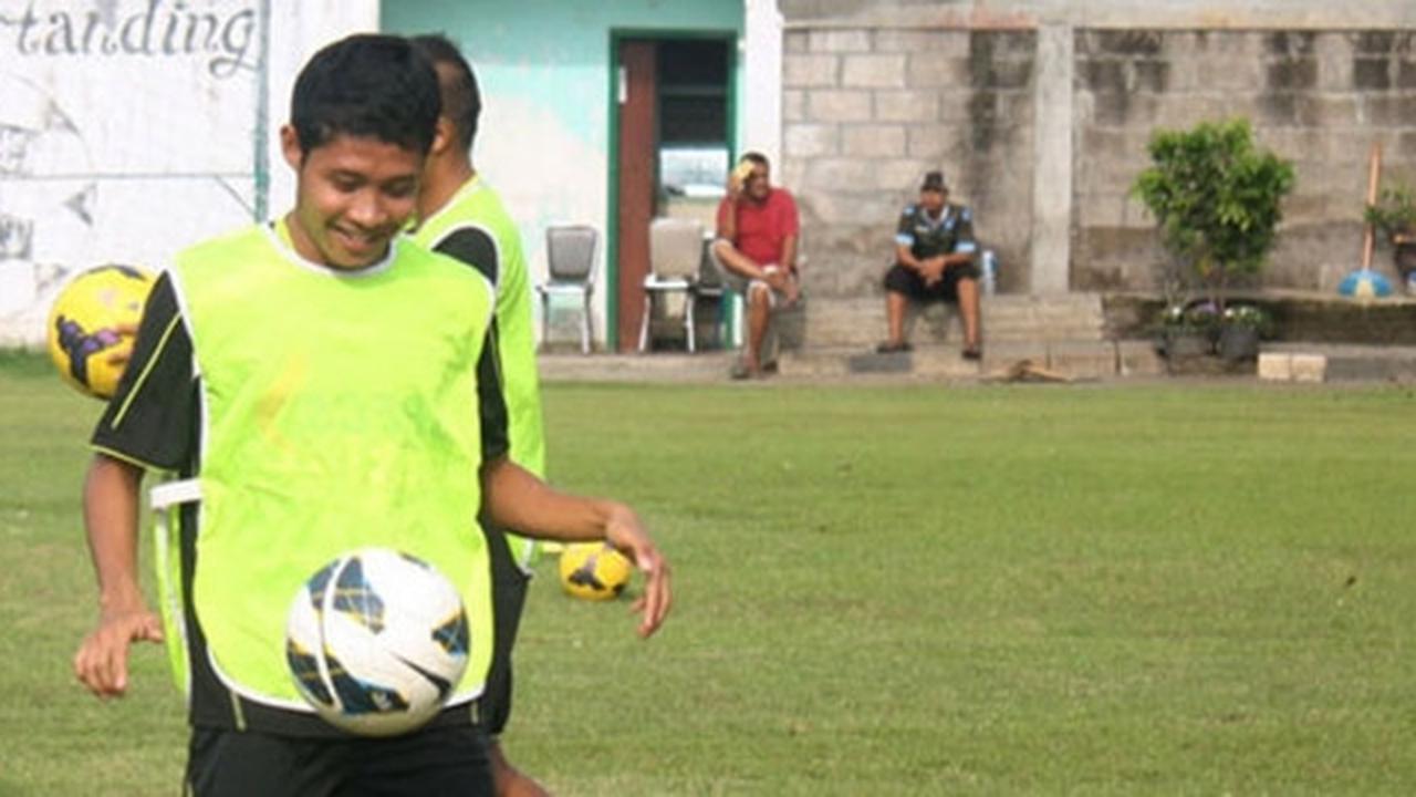 Evan Dimas futsal bareng eks Persebaya 1927