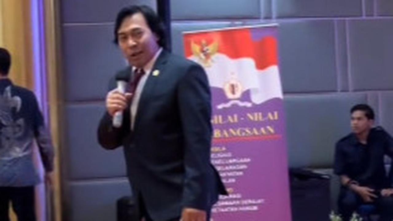 Momen Komeng Pidato di Lemhanas, Bak Stand Up Comedy Bikin Semua yang Hadir Tertawa Ngakak 'Kocak Tapi Berkelas