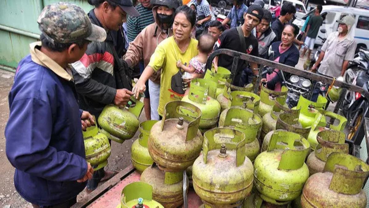 Instruksi Prabowo, Pengecer Boleh Kembali Jual Gas Elpiji 3 Kg