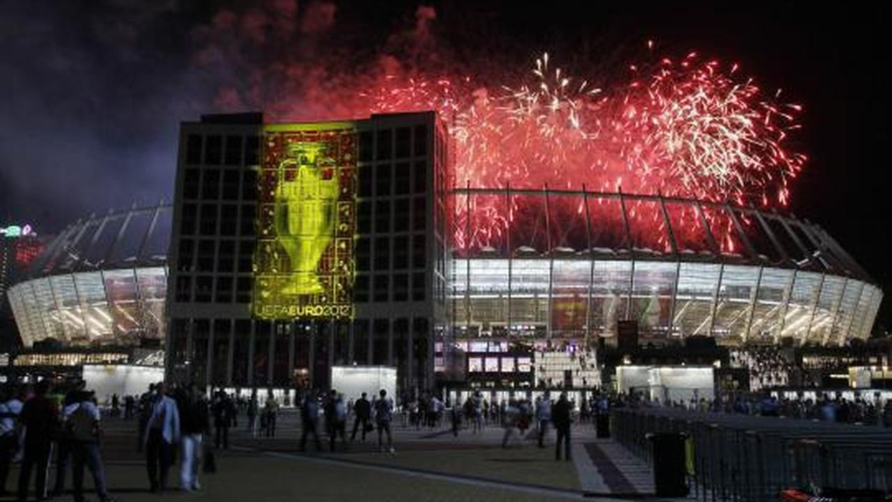 Stadion Olympic dan kembang api saksi sejarah Spanyol