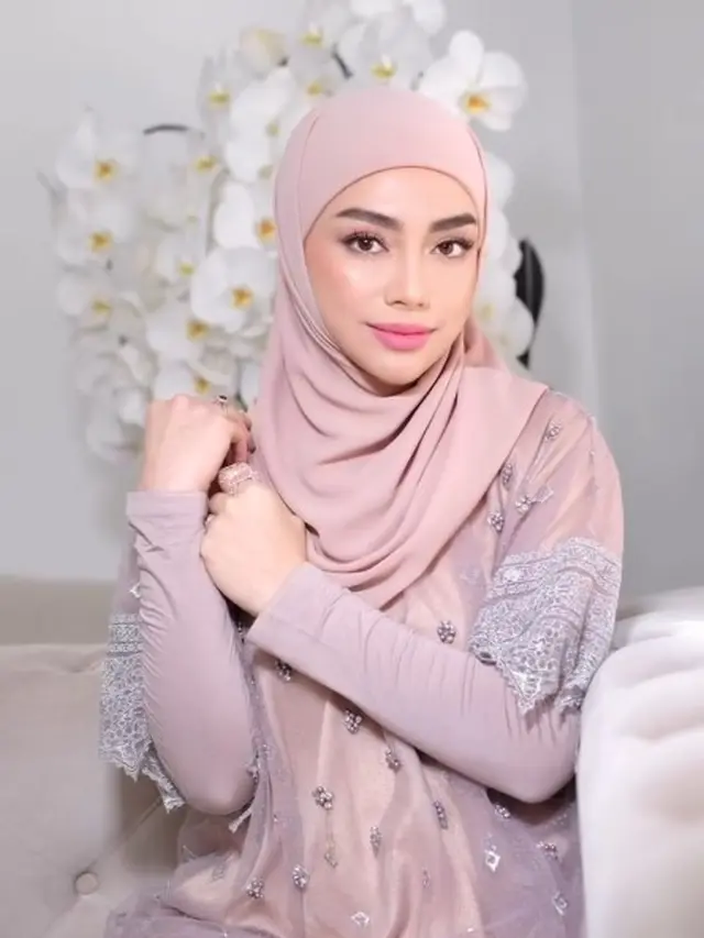 Celine Evangelista kenakan hijab (Instagram/celine_evangelista)